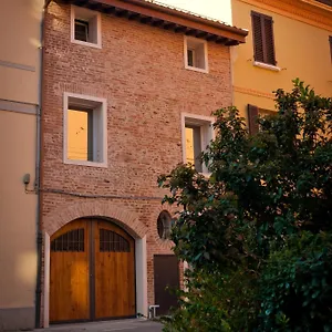 https://callegherie-21-boutique-bb.emilia-romagnahotels.net